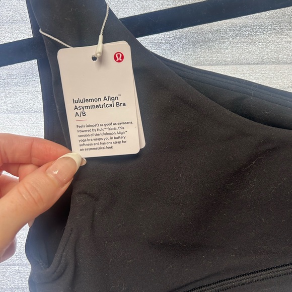 Lulu Lemon Align asymmetrical bra. - Picture 4 of 5
